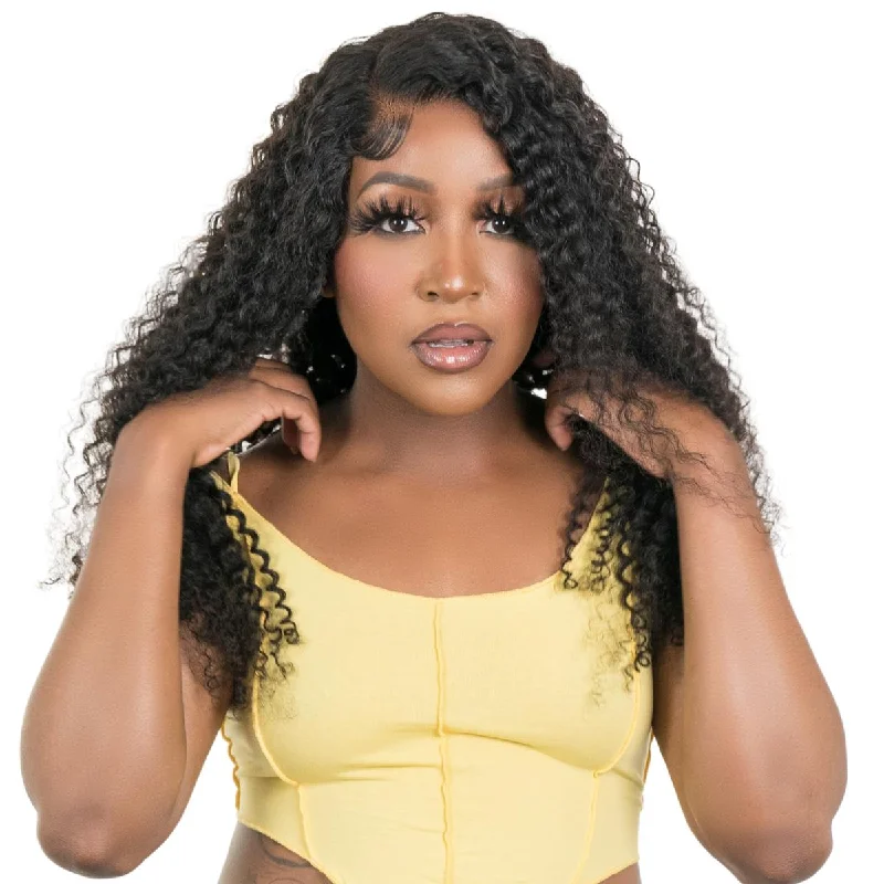 Brazilian - human - hair wig with a full and voluminous lookKinky Curly 4x4 Transparent Closure Wig