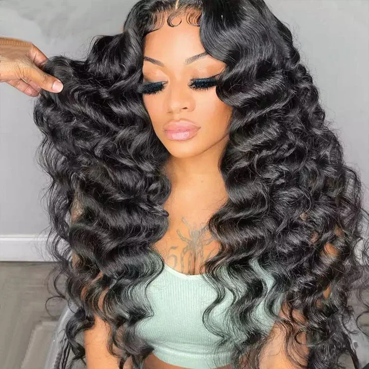 Malaysian - human - hair wig with a smooth and silky textureLoose Deep Wave 13x6  Lace Front Glueless Human Hair Wigs Invisible Small Bleached Knots 220 Density