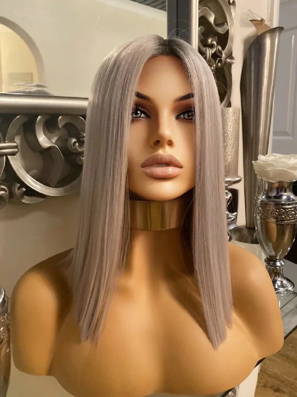 Colored wig with a natural - looking root for a more realistic lookRIRI Light Pink