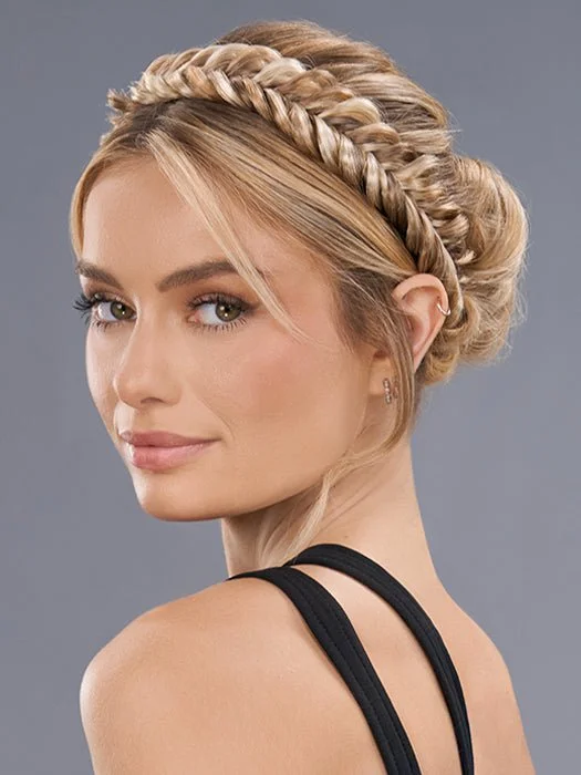 Long - length wig with a 220 - density for an extra - full appearanceEasiBoho Bands Fishtail | Synthetic Headband