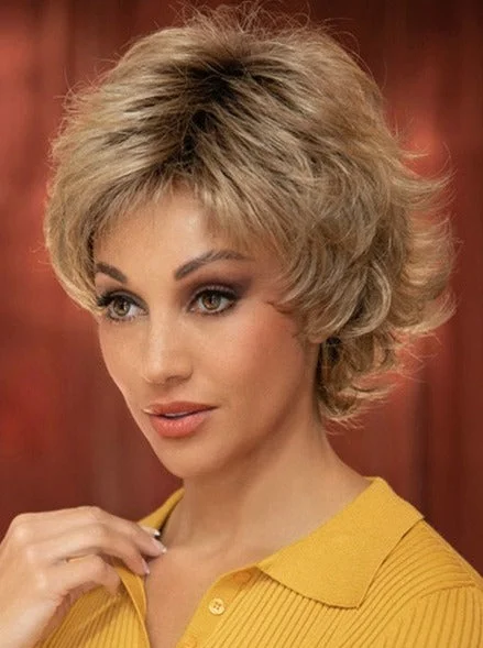 Short wig with a geometric pattern for a unique and fashion - forward designAlyssa (Clearance)