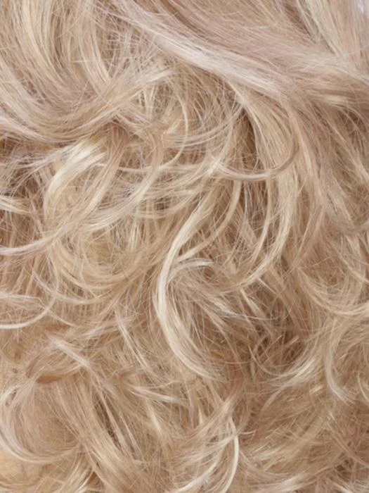 R16/88H | Honey Blonde with Lightest Blonde highlights