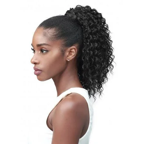 Blonde - colored ponytails for a sun - kissed and trendy lookBobbi Boss Miss Origin Tress Up Human Hair Blend Drawstring Ponytail - MOD003 Water Wave 14"