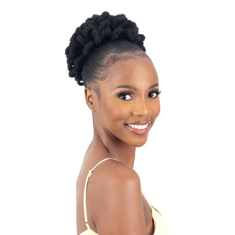 High - volume ponytails for a bold and glamorous appearanceFreeTress Equal Lite Drawstring Ponytail – Petal Loc