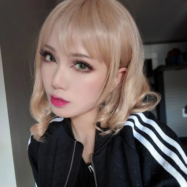 Heat - resistant short wig for easy styling with hot toolsHarajuku Lolita Roman Roll Wig YV40293