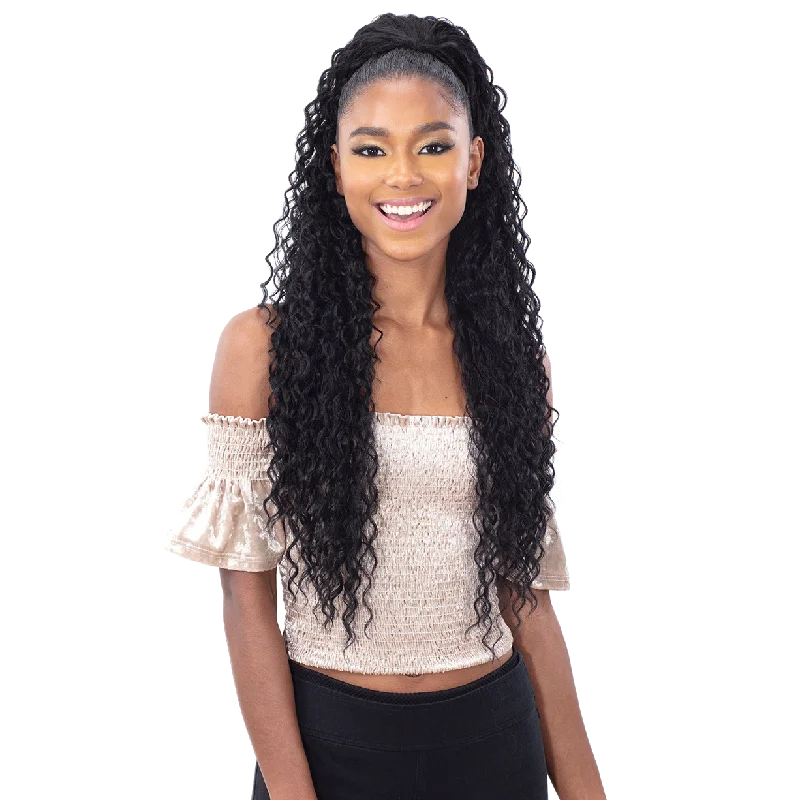 Synthetic ponytails with heat - resistant fibers for easy stylingShake-N-Go Organique Synthetic Drawstring Ponytail - Beach Curl 28"