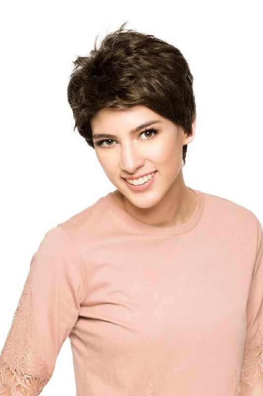 Short wig with a geometric pattern for a unique and fashion - forward designShortie (Clearance)