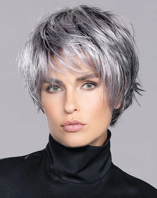 Platinum - blonde short wig for a trendy and eye - catching styleSky Wig by Ellen Wille | Synthetic Hair | Petite/Average Cap