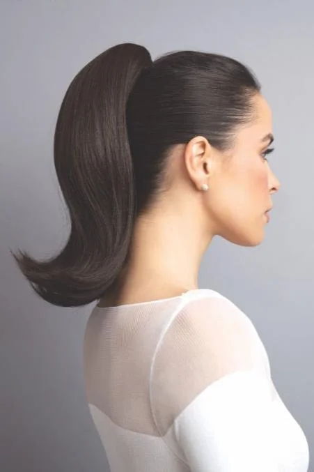 Monofilament - cap short wig for a breathable and natural - looking scalpStraight Pony