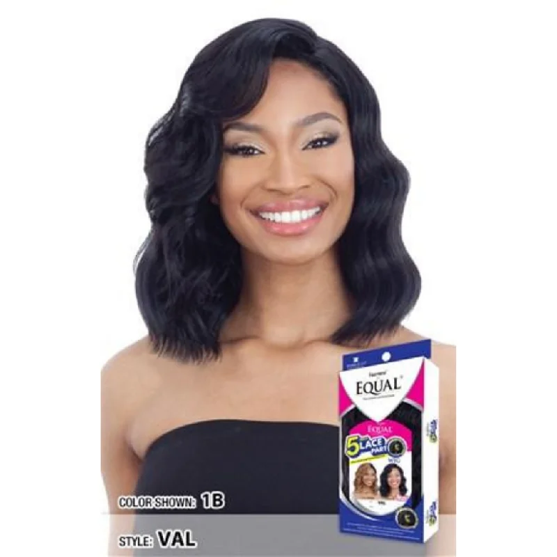 Short wig with auburn highlights for a warm and rich colorFreeTress Equal Synthetic Hair 5 Inch Lace Part Wig - Val