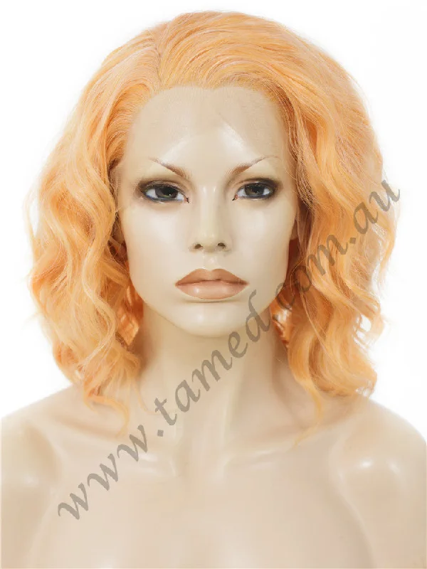 Medium - length wig with a silk - base cap for a comfortable and smooth feelCARRIE ATOMIC TANGARINE