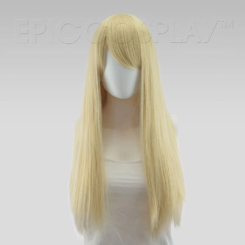 Long - length wig with a curly fringe for a playful and youthful vibeNyx - Natural Blonde Wig