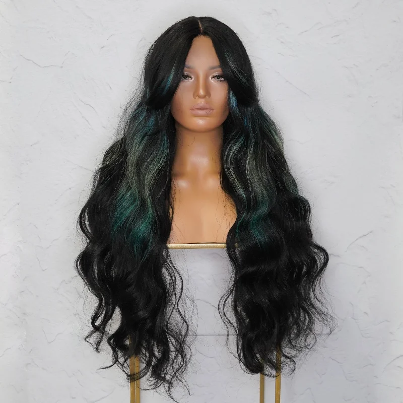 Long - length wig with a 220 - density for an extra - full appearancePIPER Ocean Lace Front Wig